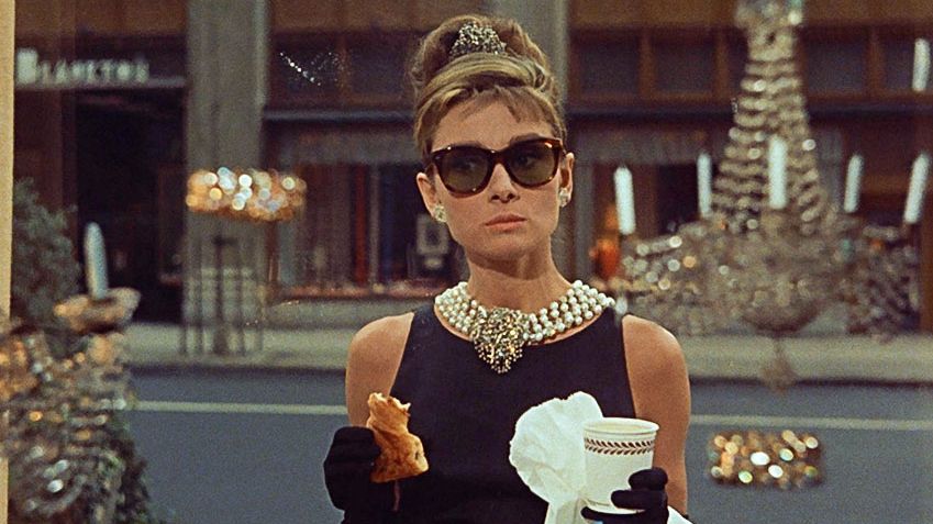 Кадр из фильма «Завтрак у Тиффани» (Breakfast at Tiffany's), 1961. Реж. Блэйк Эдвардс / Paramount Pictures
