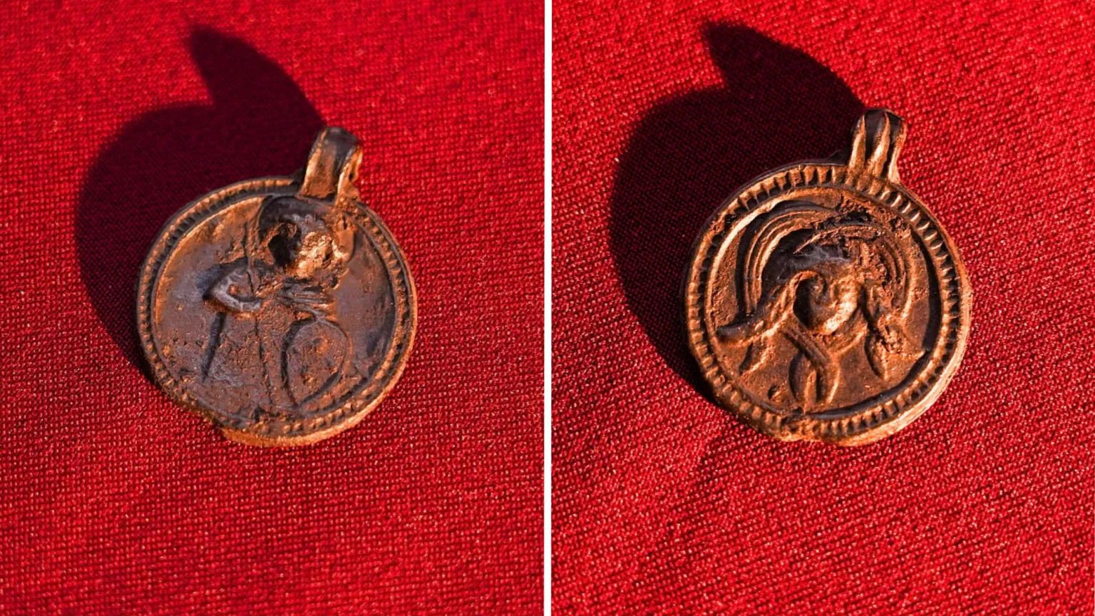 Старая Русса, археология, змеевики, язычество и христианство